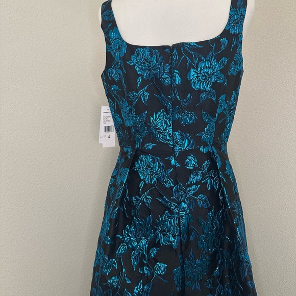 Donna Ricco Wild Rose Lurex Jacquard Midi Dress - Picture 5 of 8